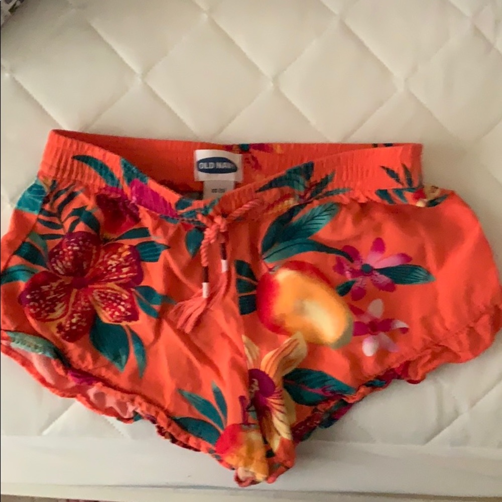 Old Navy shorts - Live Floral Coral pattern
